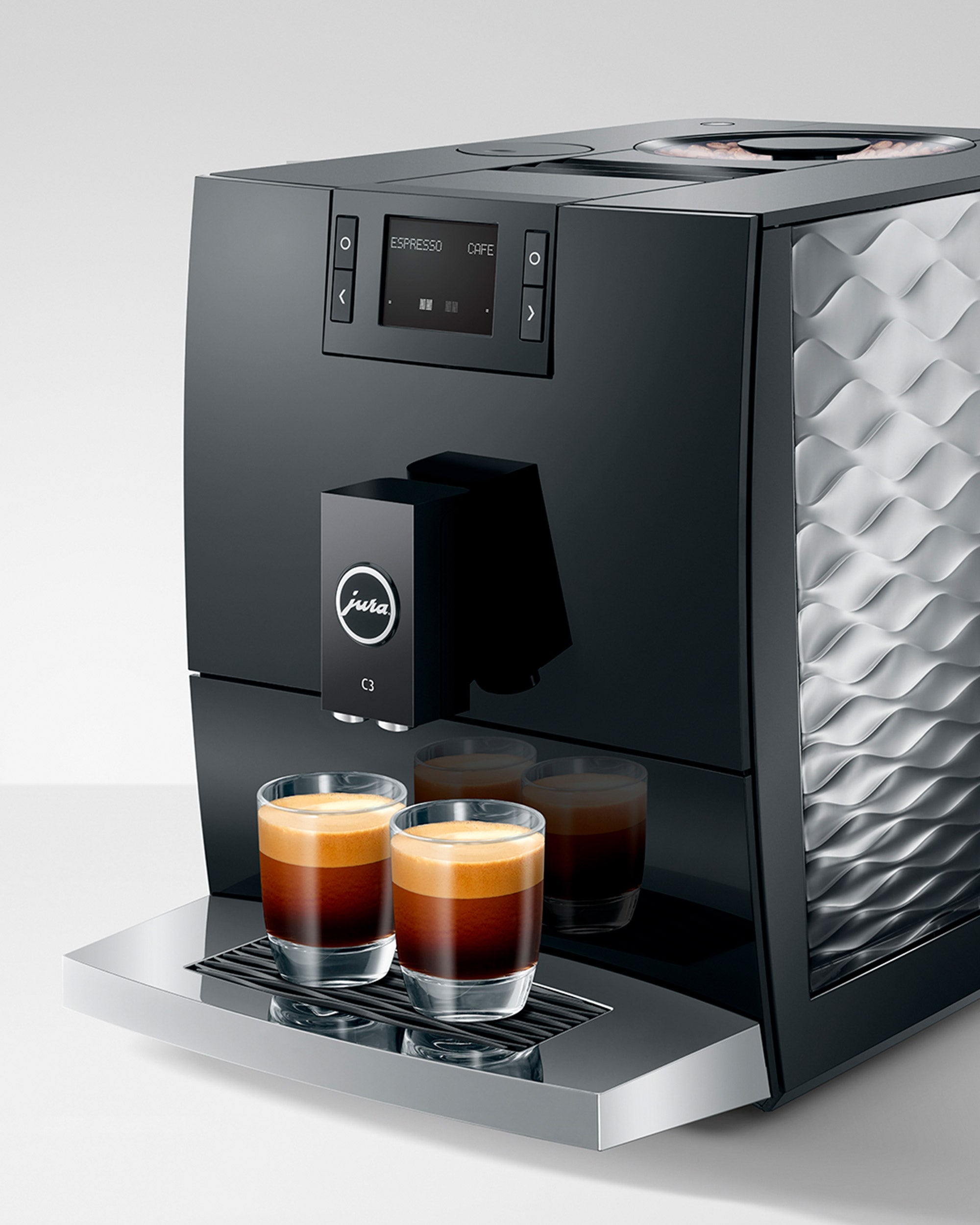 JURA C3 Piano Black en détail avec deux cafés